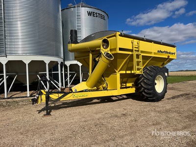1996 Degelman Shuttle Kart 800 800 bu S/A Grain Cart