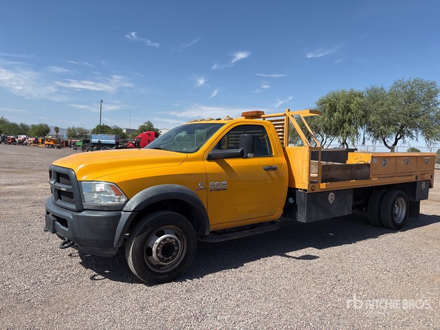 2016 Ram 5500 4x2 Flatbed Truck