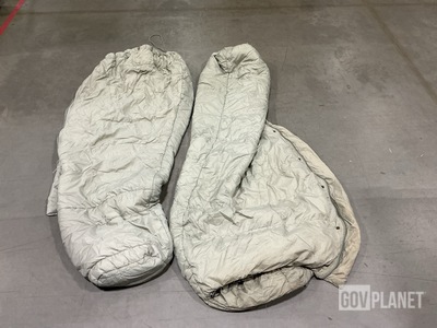 (24) Sleeping Bags