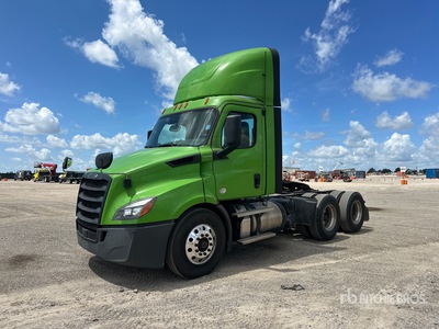 2021 Freightliner Cascadia 116 6x4 Ciągnik siodłowy T/A z kabiną dzienną