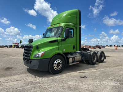 2021 Freightliner Cascadia 116 6x4 Ciągnik siodłowy T/A z kabiną dzienną