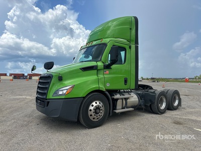 2021 Freightliner Cascadia 116 6x4 Cabeza Tractora Cabina Corta