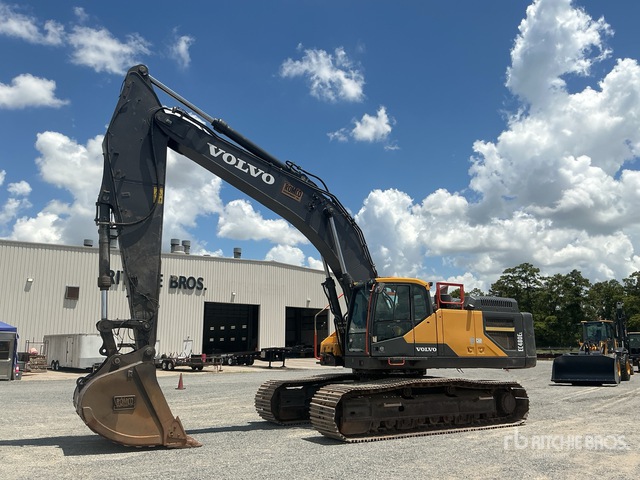 2021 Volvo EC480EL Tracked Excavator