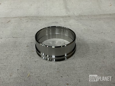 (43) Eaton F30025C Flange to Tube Straight Adapters