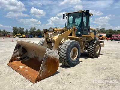 2001 Cat 938G Pala gommata
