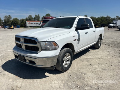 2015 Dodge Ram 1500 SLT 4x4 Crew Cab Pickup