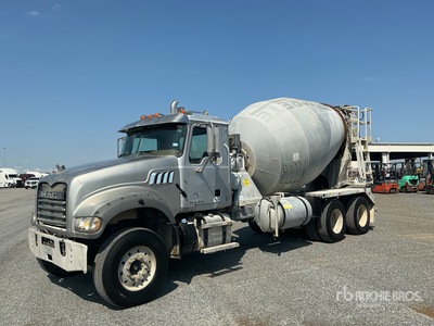 2017 Mack GU713 6x4 Mixer Truck