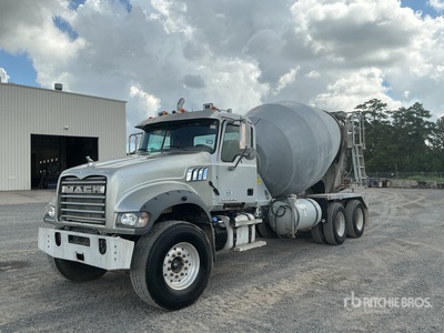 2017 Mack GU713 6x4 Mixer Truck