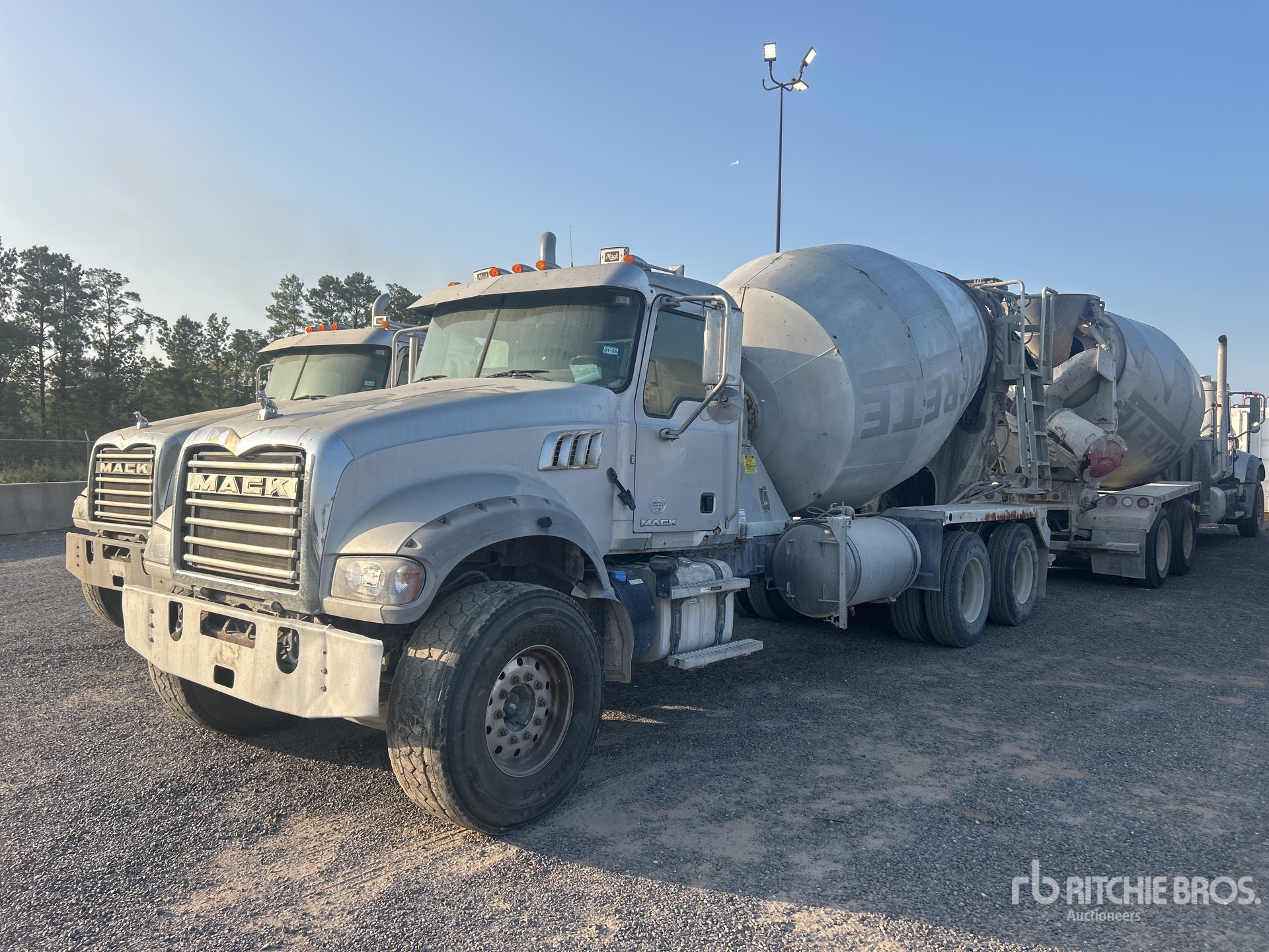 2017 Mack GU713 6x4 Mixer Truck