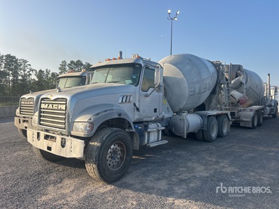 2017 Mack GU713 6x4 Mixer Truck