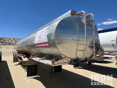 2011 Heil 9200 gal T/A Tanker Trailer