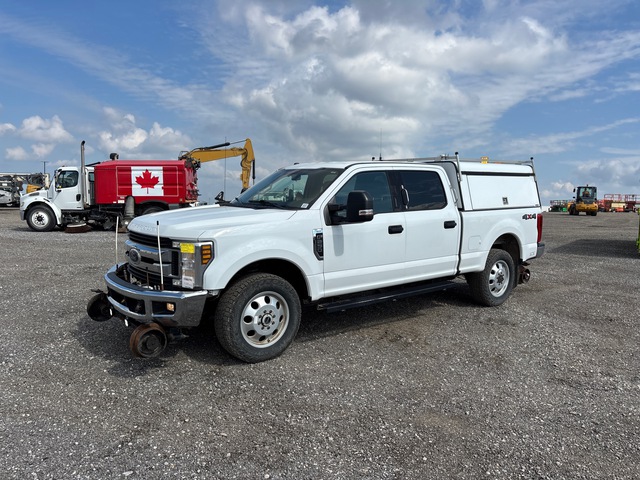2019 Ford F-250 XLT 4x4 Crew Cab Pickup