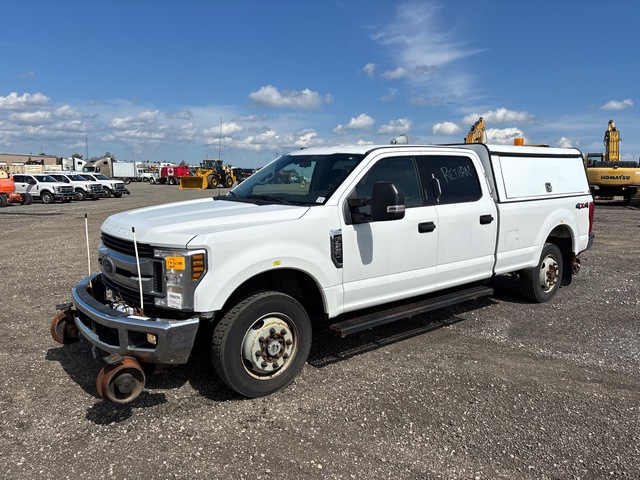 2019 Ford F-350 XLT 4x4 Crew Cab Pickup