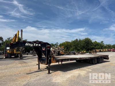 2017 Big Tex 22GN-25BK+5MR 30 ft T/A Gooseneck Remorque pour équipement