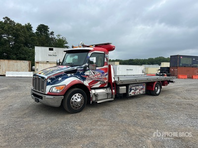 2023 Peterbilt 536 4x2 Camion à ridelles