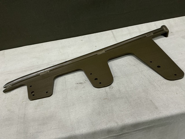 (5) Navistar Defense 3918169C1 Vehicular Components Brackets