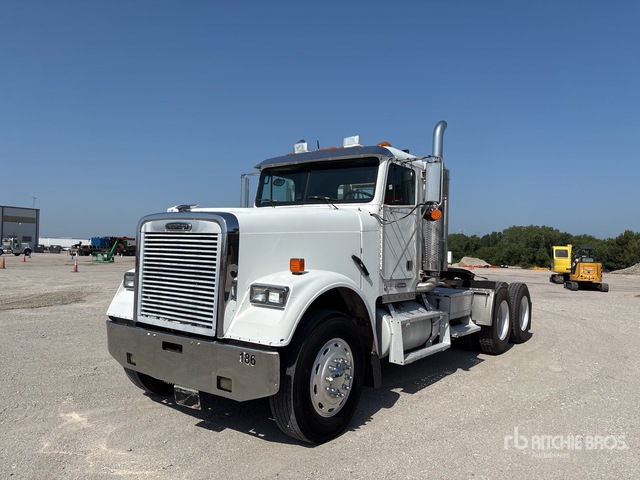 2003 Freightliner FLD 120 6x4 T/A Day Cab Truck Tractor