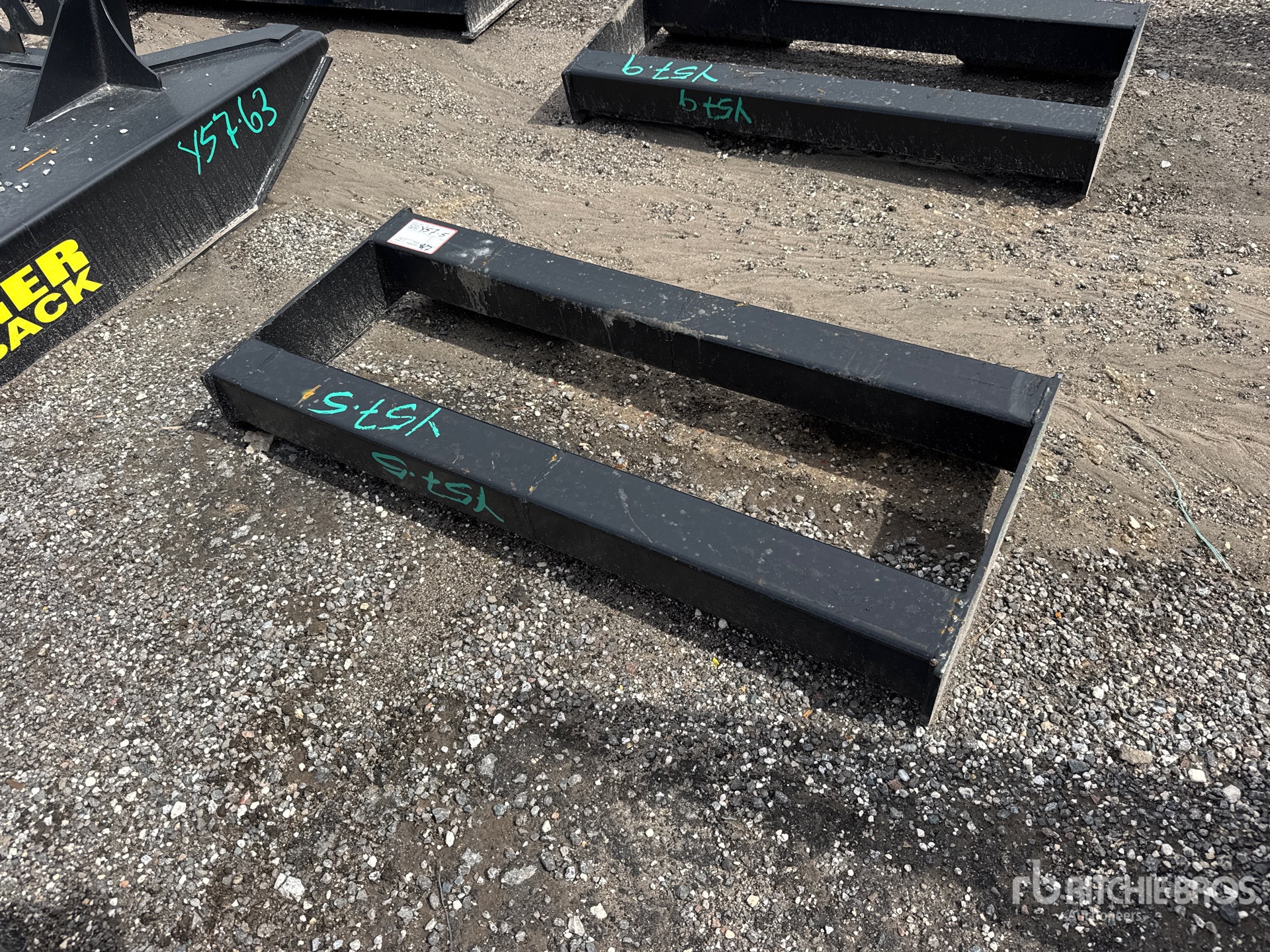 All-Star 45 in Skid Steer Attachment Mounting Plate (Unused)
