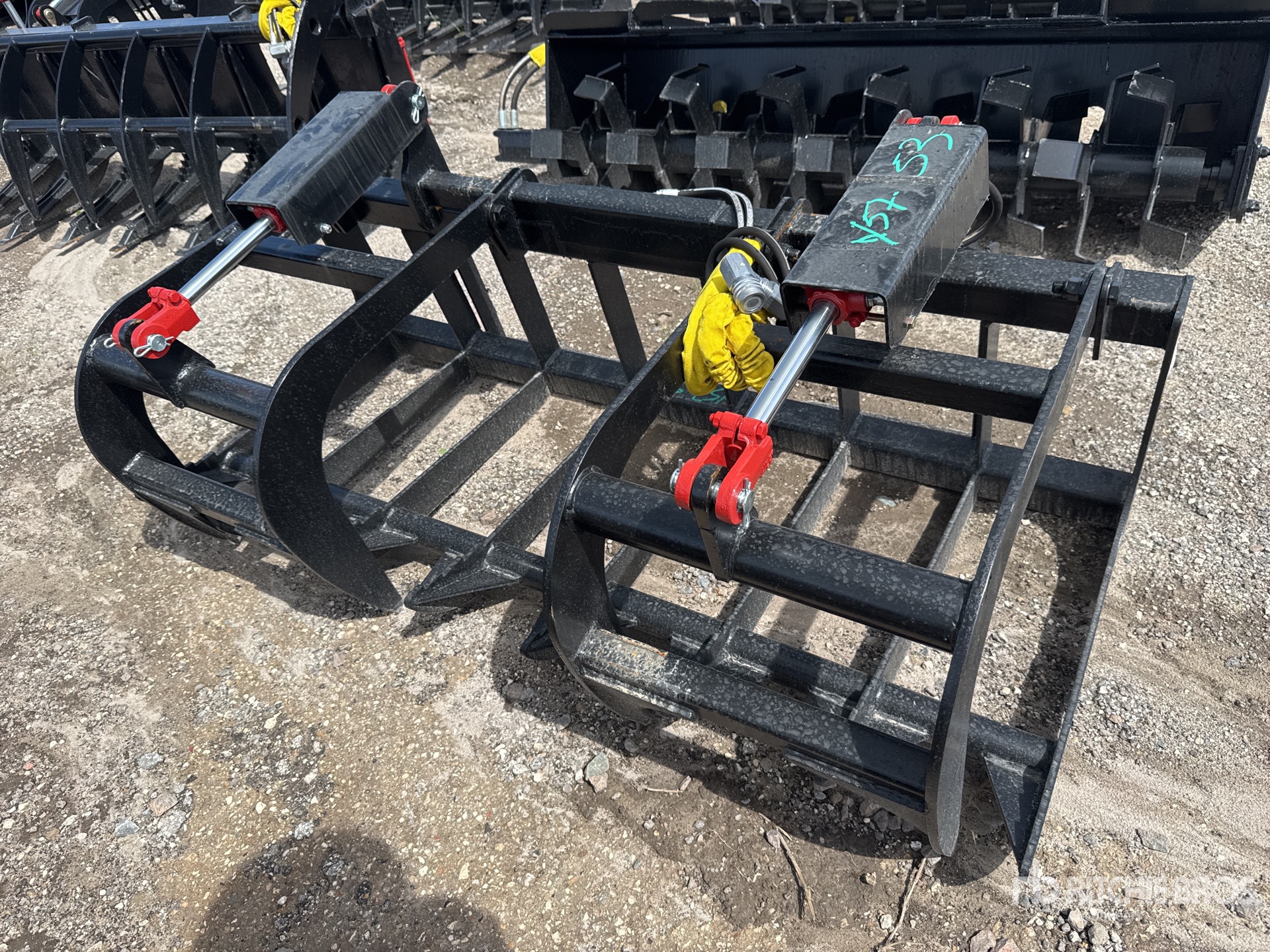 All-Star 68 in Q/C Root Skid Steer Grapple (Unused)