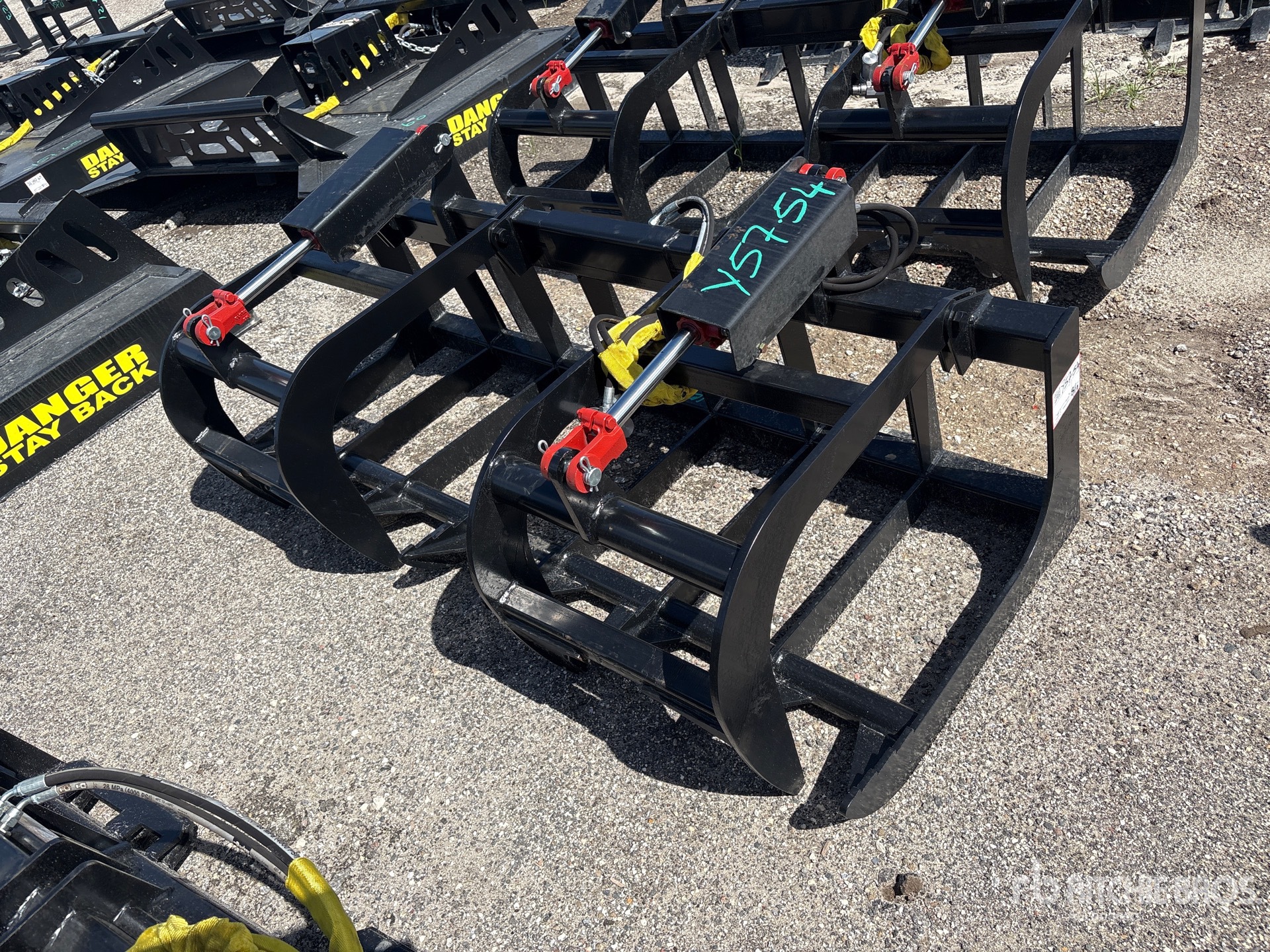 All-Star 72 In E-Series Root Skid Steer Grapple (Unused)