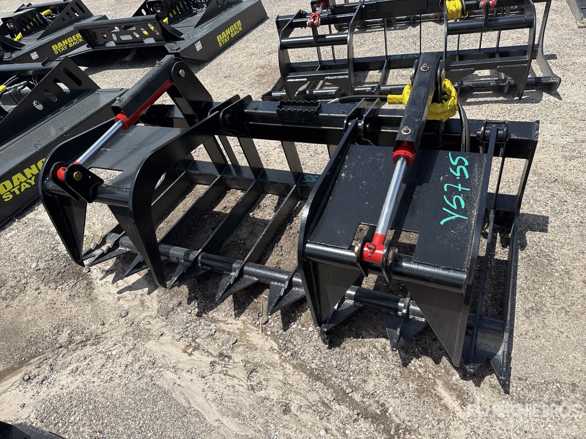 All-Star 72 in E-Series Root Skid Steer Grapple (Unused)