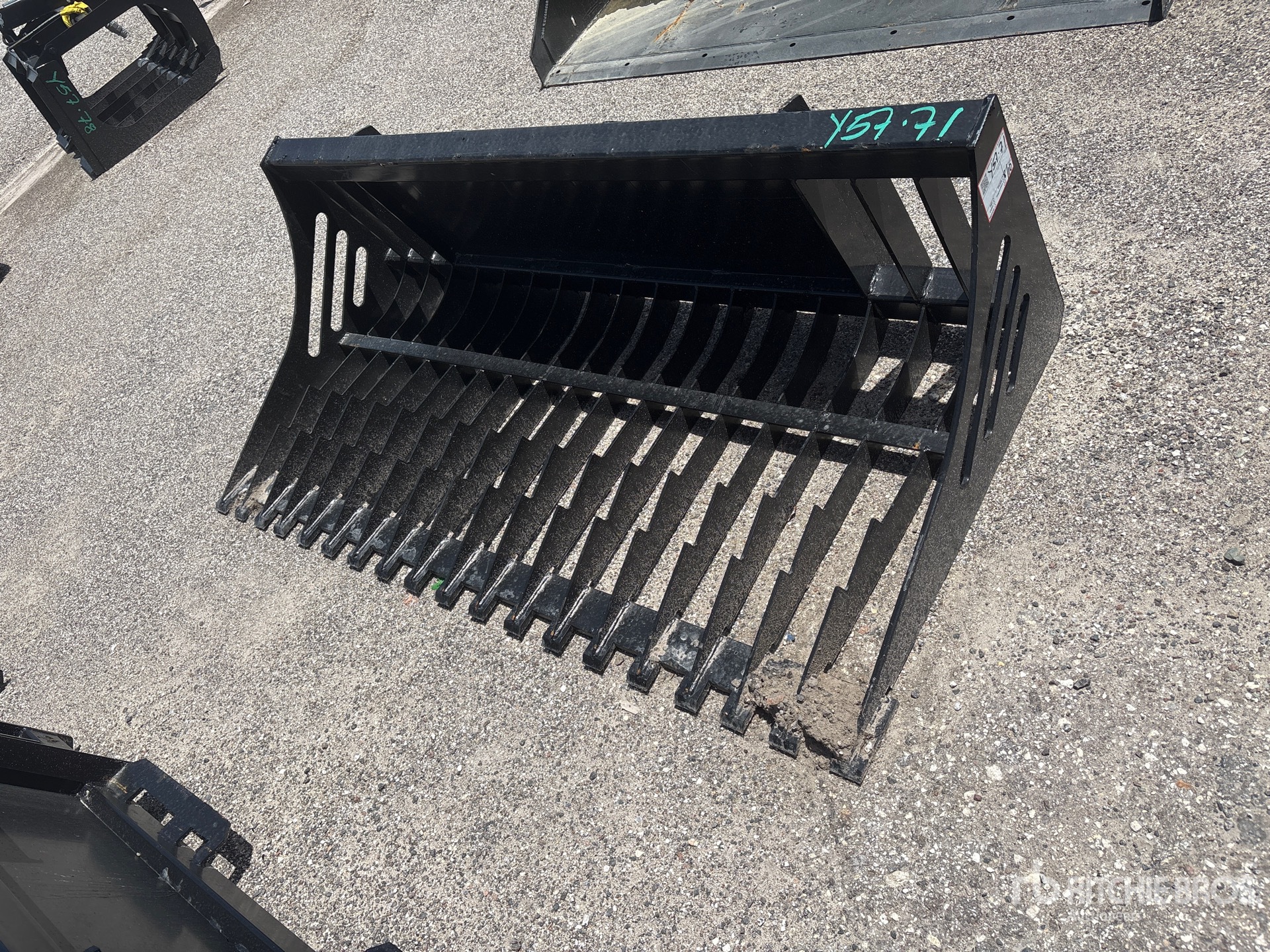 All-Star 72 In Skeleton Skid Steer Bucket (Unused)