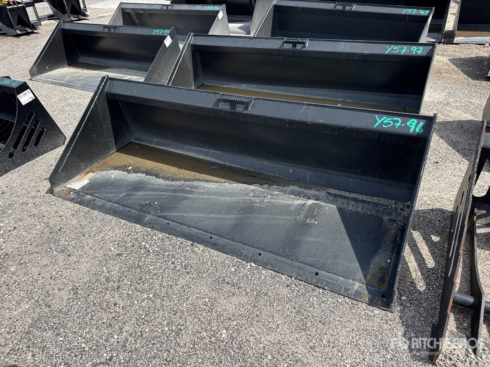 Mid-State 80 in Q/C General Purpose Skid Steer Bucket (Unused)