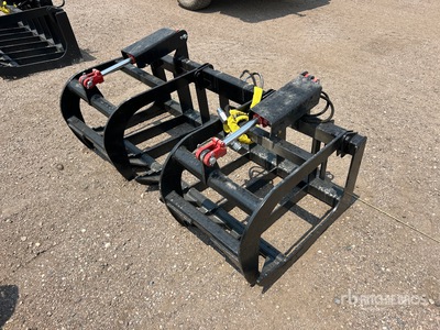 Mid-State 60 in Root E-Series Skid Steer Grapple