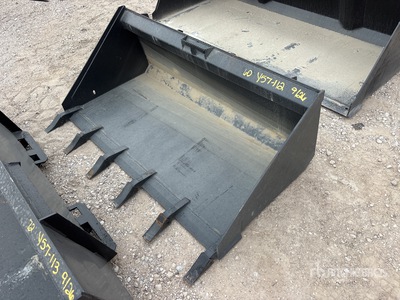 60 in Low Pro w/Teeth Skid Steer Bucket (Unused)