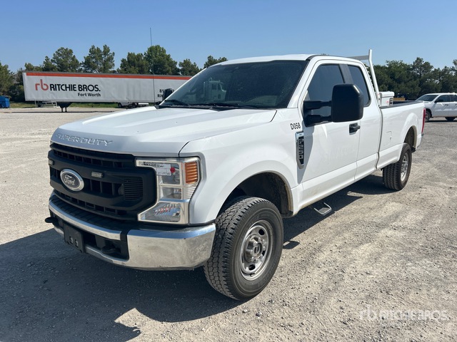 2021 Ford F-250 XL 4x4 Extended Cab Pickup