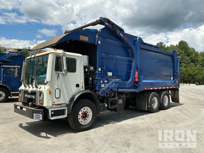 2017 Mack MRU613 6x4 Front Loader Front Loader Vuilniswagen