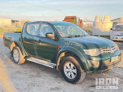 2012 Mitsubishi Triton 4x2 Dual Cab GLX Pickup