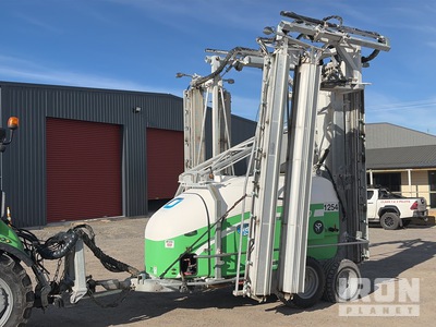 2022 TRS SP3000 O3 3 m T/A Vertical Boom رشاشة من نوع السحب