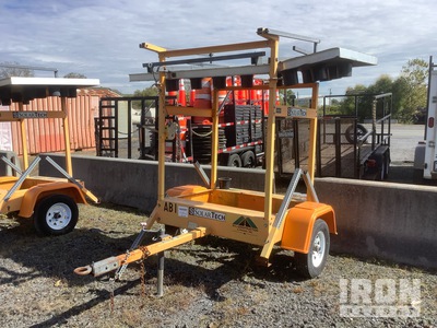 2014 Solar Tech Arrow Board (Inoperable)