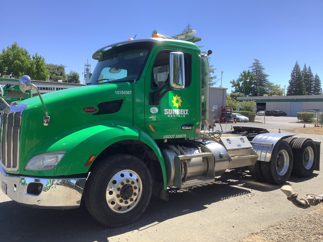 2020 Peterbilt 579 6x4 T/A Day Cab Truck Tractor