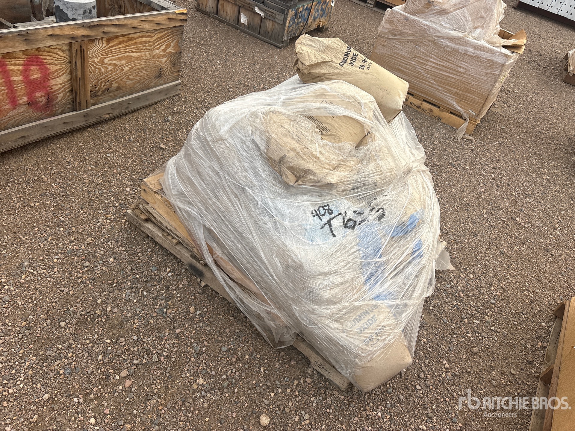 Grit blasting material