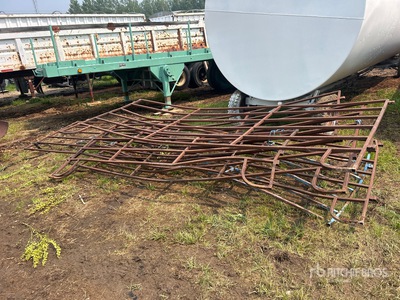 Quantity of (6) 12 ft Recinto per bestiame
