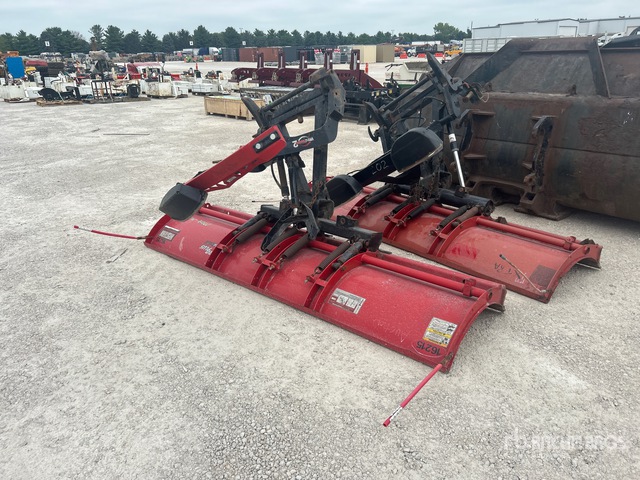 Western 9 ft 2 Way Snow Plow