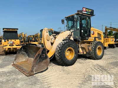 2021 Cat 926M Chargeuse sur roues