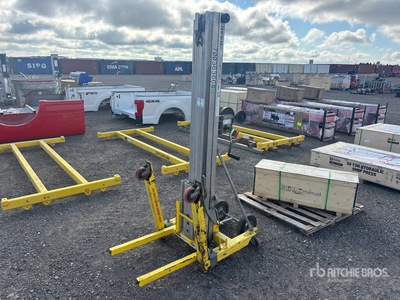 2018 Sumner 2112 Material Hoist