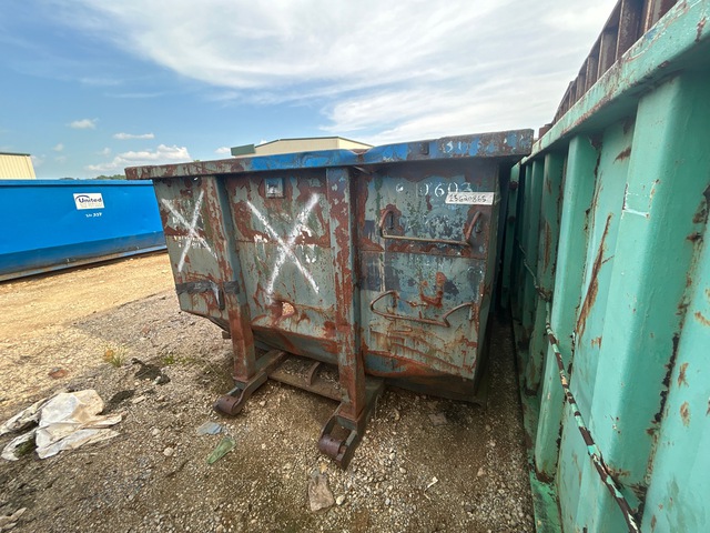 22 ft 30 cyd Roll-Off Container