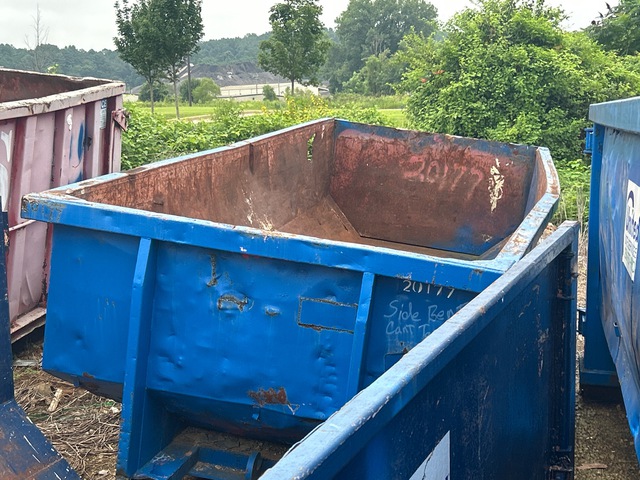 22 ft Roll-Off Container