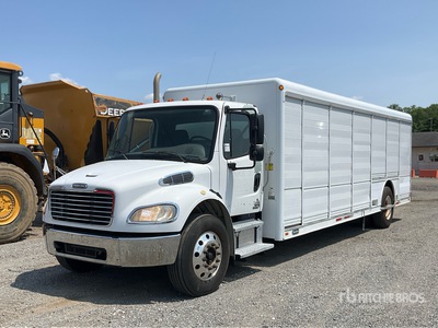 2009 Freightliner M2 106 4x2 14 Bay Camión de bebidas