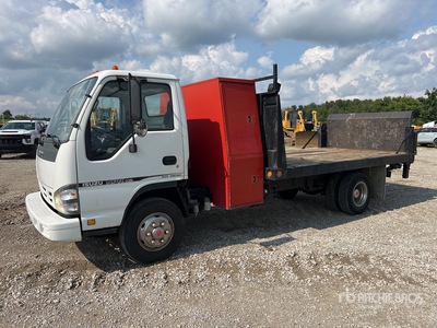 2007 Isuzu NPR HD 4x2 Camion à Plateau