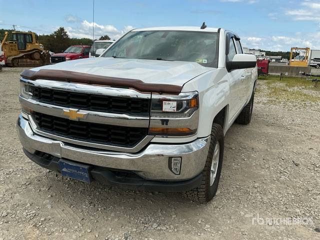 2017 Chevrolet Silverado 1500 4x4 Extended Cab 4x4 Pickup
