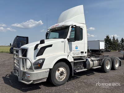 2016 Volvo VNL 6x4 T/A Day Cab Truck Tractor