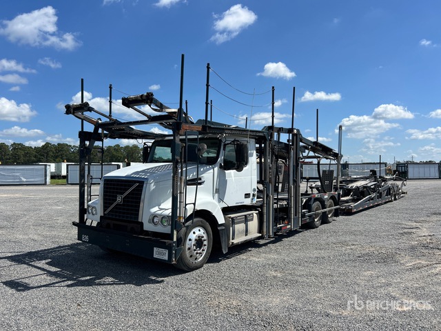 2015 Volvo VAH 6x4 Car Carrier Truck