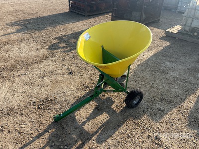 2005 PT-100 Spreader