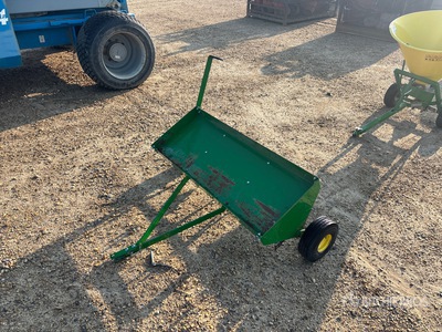 John Deere 40 in Aerator
