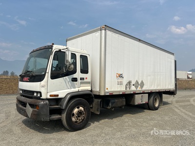 2002 GMC T7500 4x2 Van Truck